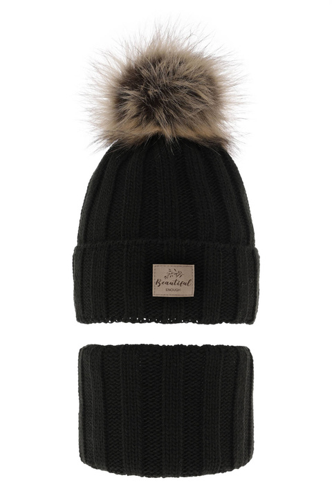 Pige vintersæt: hue og halsedisse, sort, med garn pompon, Kaliope