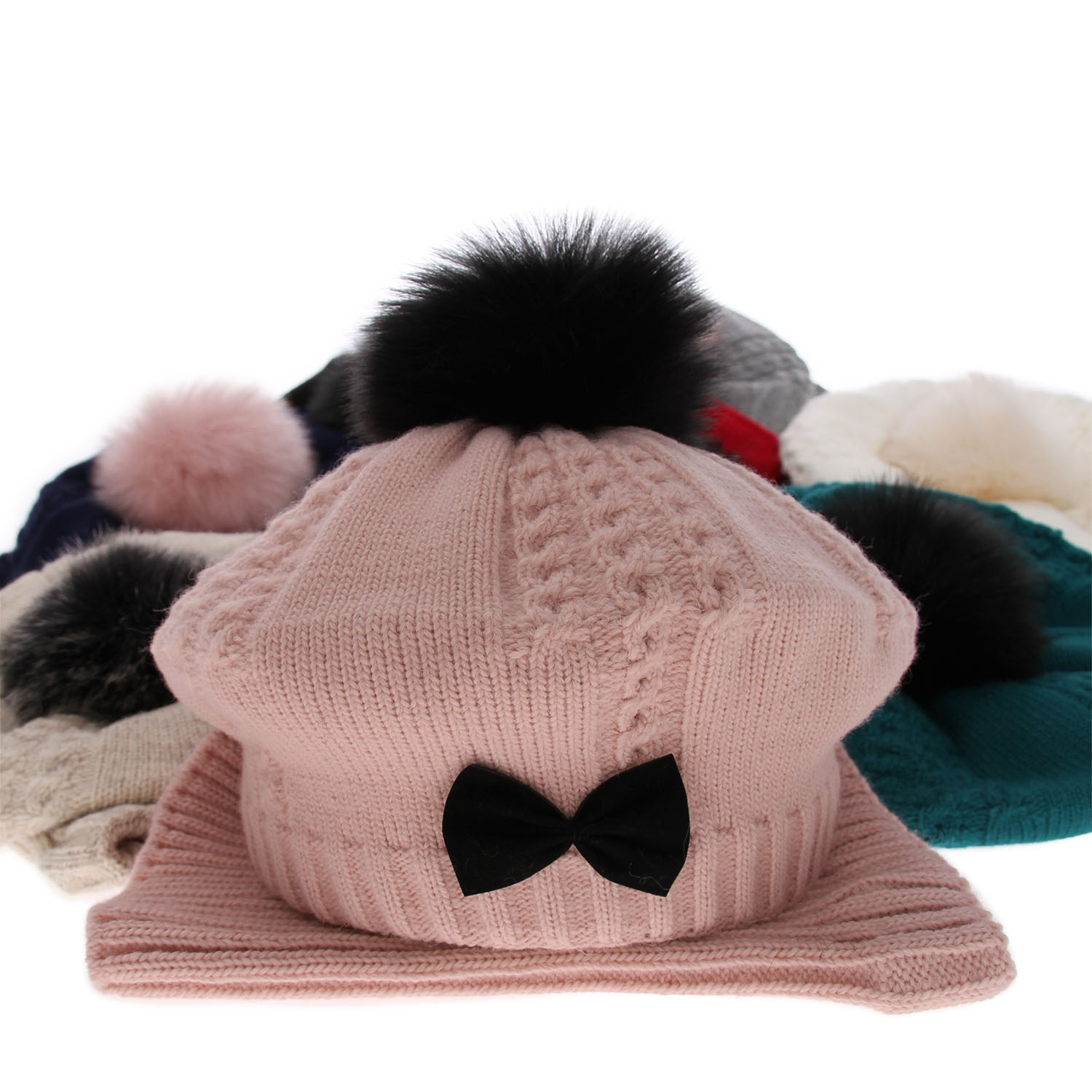 Pige vintersæt, sort, med garn pompon, Amora