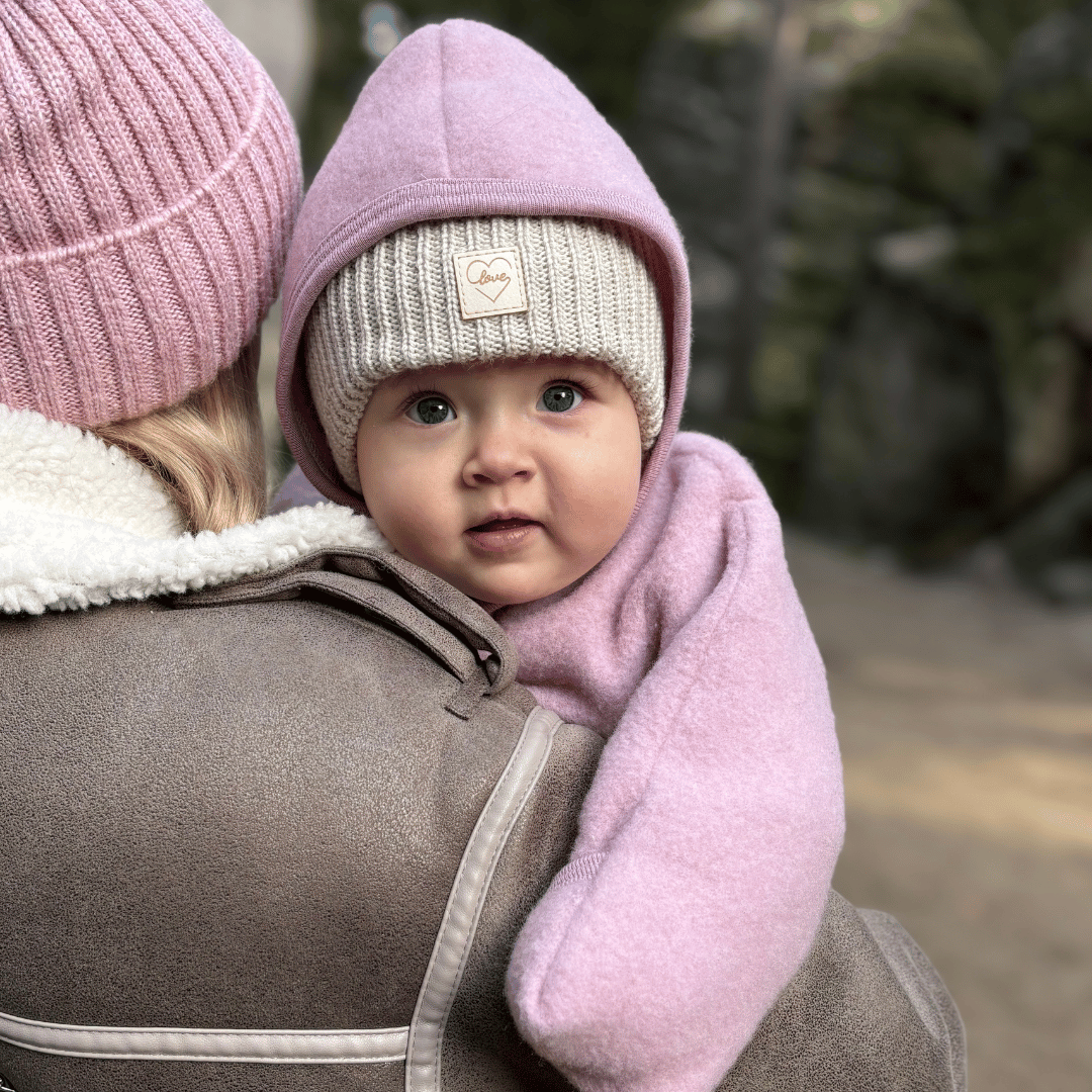 Pige vinterhue, rosa, med merinould, foret med fleece, med bindebånd, med garn pompon, Havana