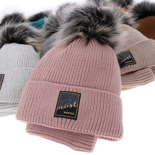 Pige vintersæt: hue og halsrør, brun, med garn pompon, Sycylia