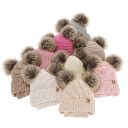 Dreng vintersæt (hue og halsvarmer), sort, med bindebånd, 100% Merino Uld, med to pomponer, Silvia